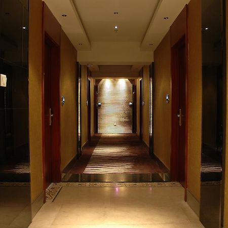 Harbin Yakelai Holiday Hotel Экстерьер фото