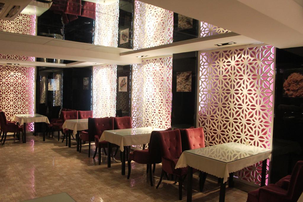 Harbin Yakelai Holiday Hotel Экстерьер фото