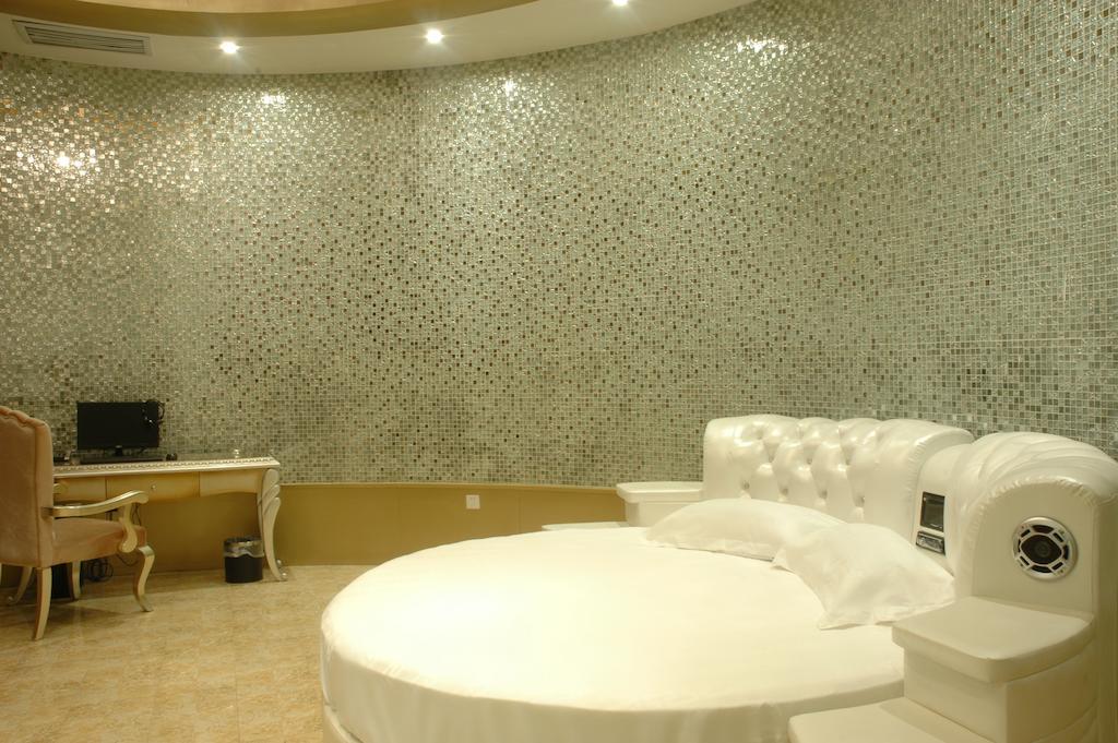 Harbin Yakelai Holiday Hotel Экстерьер фото